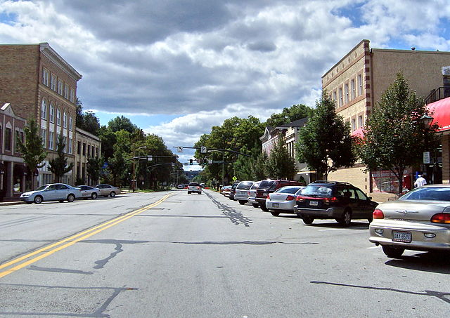 640px-Downtown_Beaver_Pennsylvania.jpg